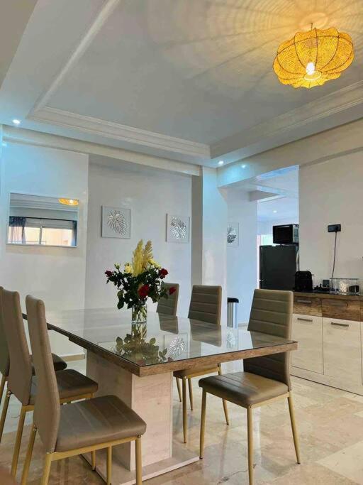 Apartment Design 3 Bedroom Hivernage Gueliz Marrakech K13 Marrákes Kültér fotó